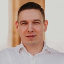 Ханкович Андраш - Юристы и консультанты - Иммиграционные консультанты